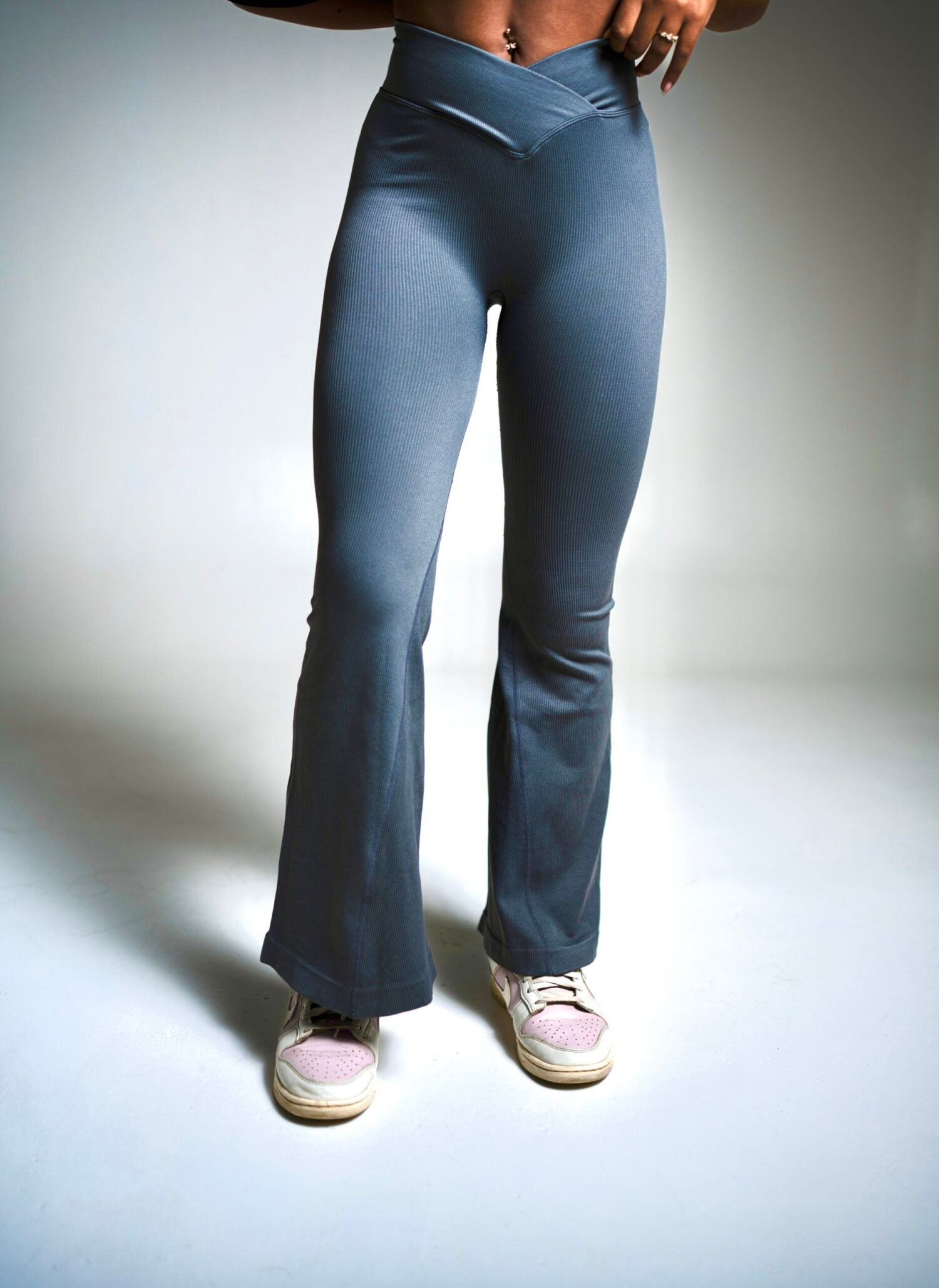 SLATE FLARE LEGGINGS